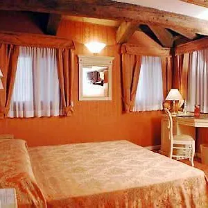 https://lanterna-di-marco-polo.hotelinveneto.com
