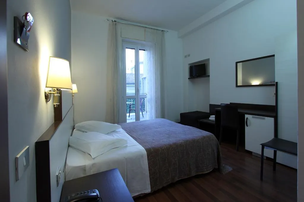 Lux Hotel Durante Milano
